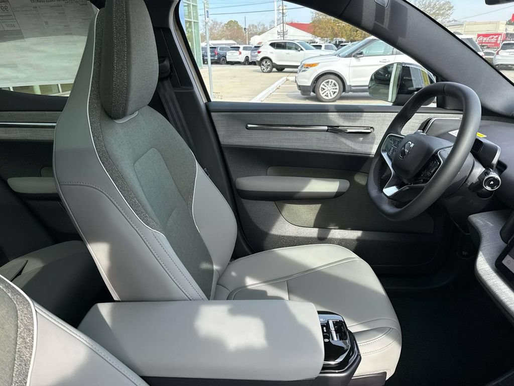 New 2026 Volvo EX30 Cross Country Ultra AWD/4WD image 13
