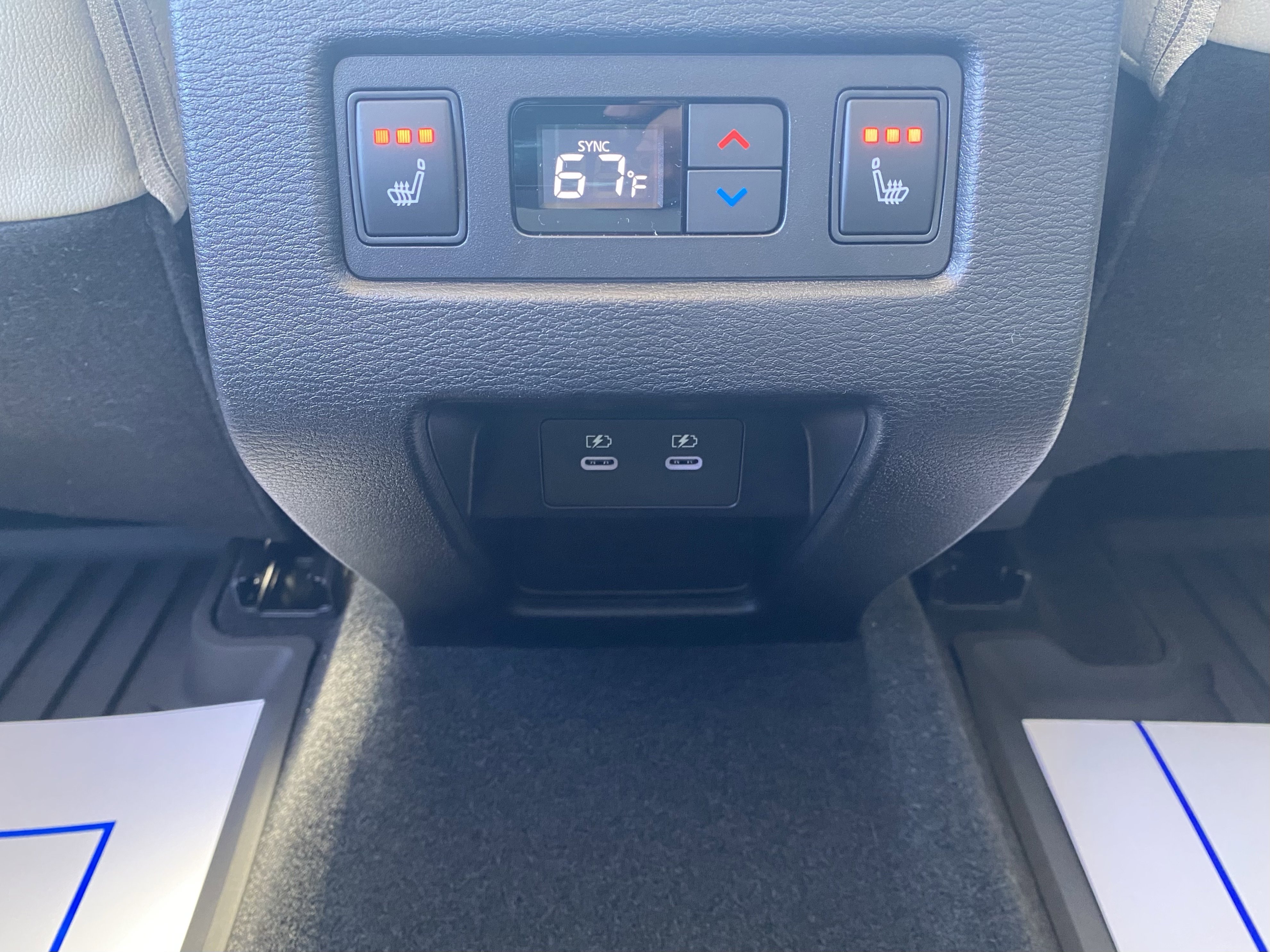 New 2025 Mitsubishi Outlander SEL image 21