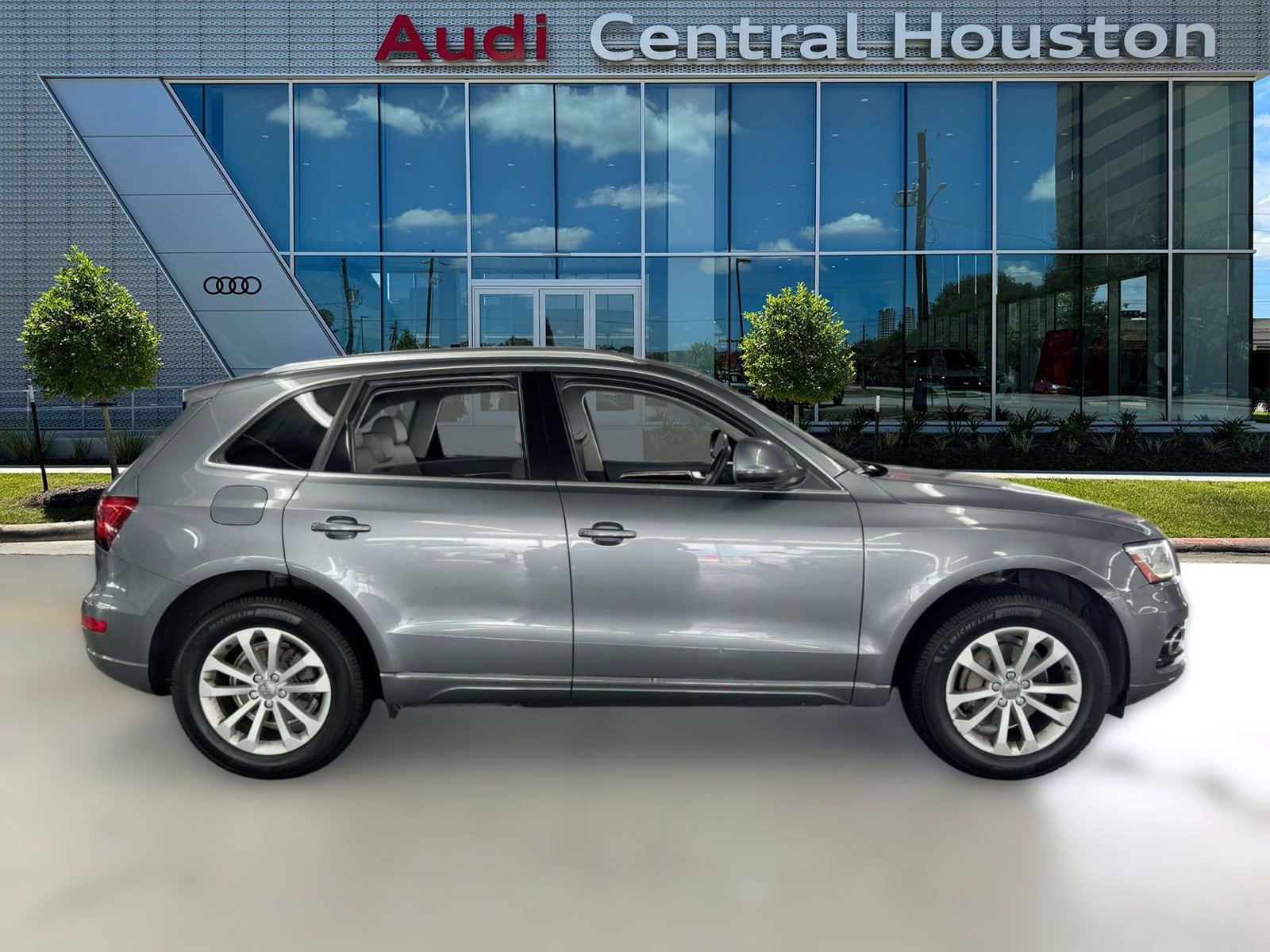 Used 2013 Audi Q5 2.0T Premium Plus w/ Premium Plus Pkg image 8