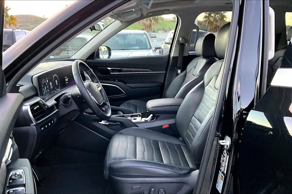 Used 2025 Kia Telluride SX Prestige AWD/4WD image 16