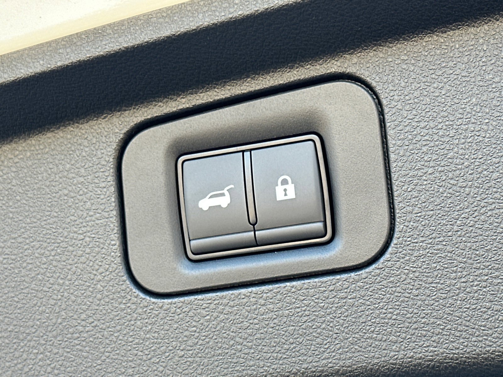 New 2026 Nissan Armada Platinum Reserve image 21