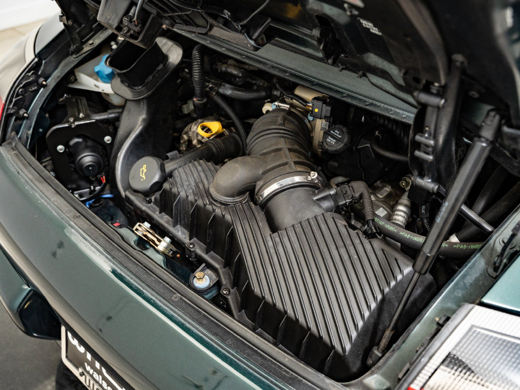 Used 2003 Porsche 911 Carrera RWD image 46