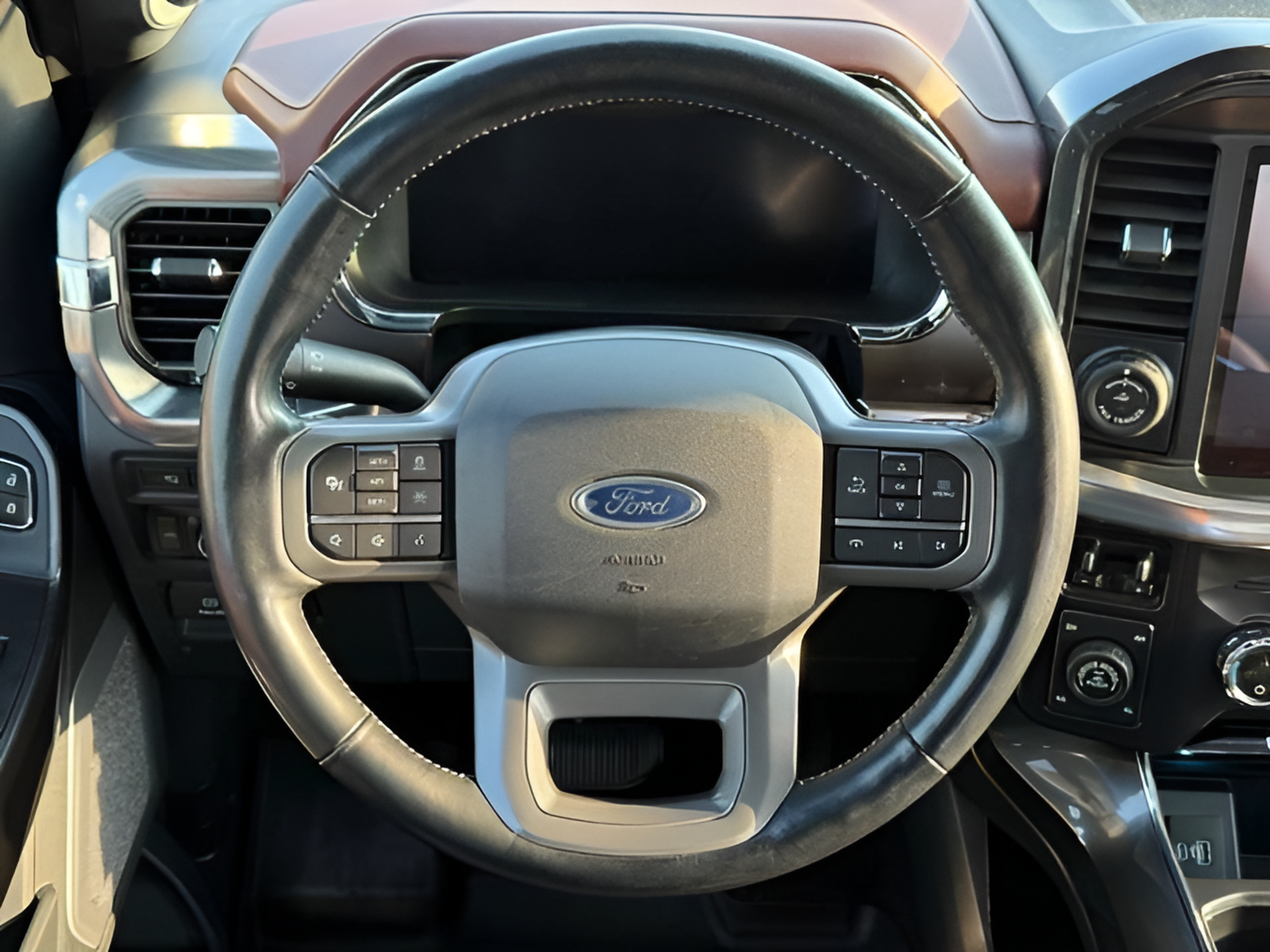 Used 2021 Ford F150 Lariat w/ Equipment Group 502A High AWD/4WD image 12