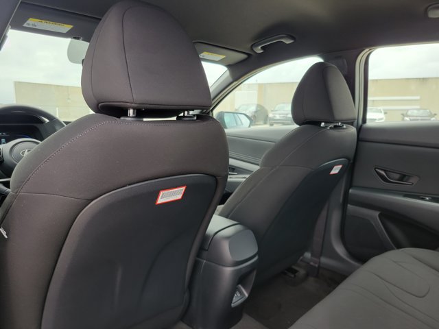 New 2026 Hyundai Elantra SEL Sport FWD image 5