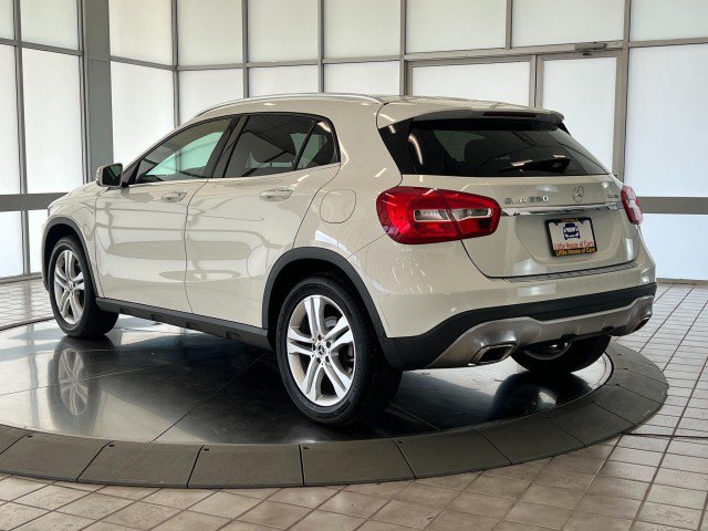 Used 2018 Mercedes-Benz GLA 250 4MATIC image 5