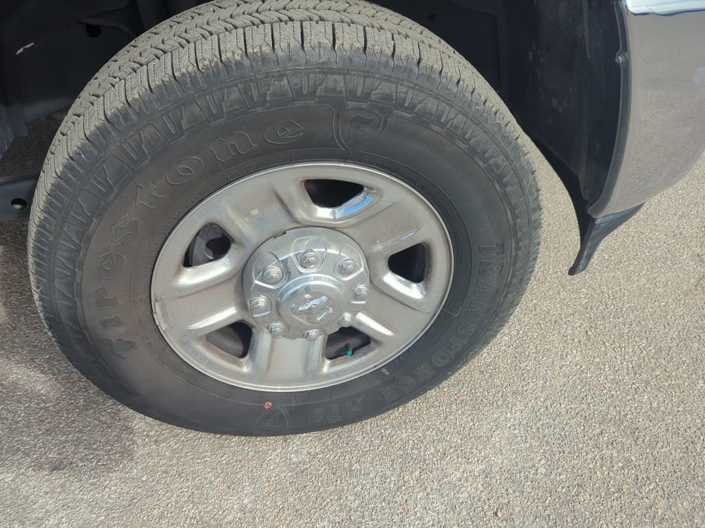 Used 2024 RAM 2500 Tradesman w/ Chrome Appearance Group image 6