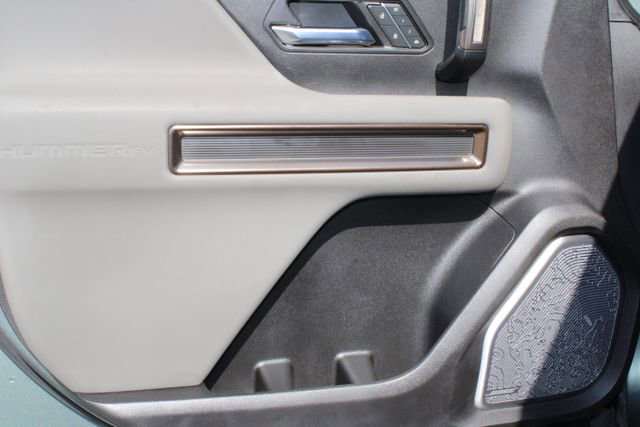 Used 2024 GMC Hummer EV 3X w/ Extreme Off-Road Package AWD/4WD image 19