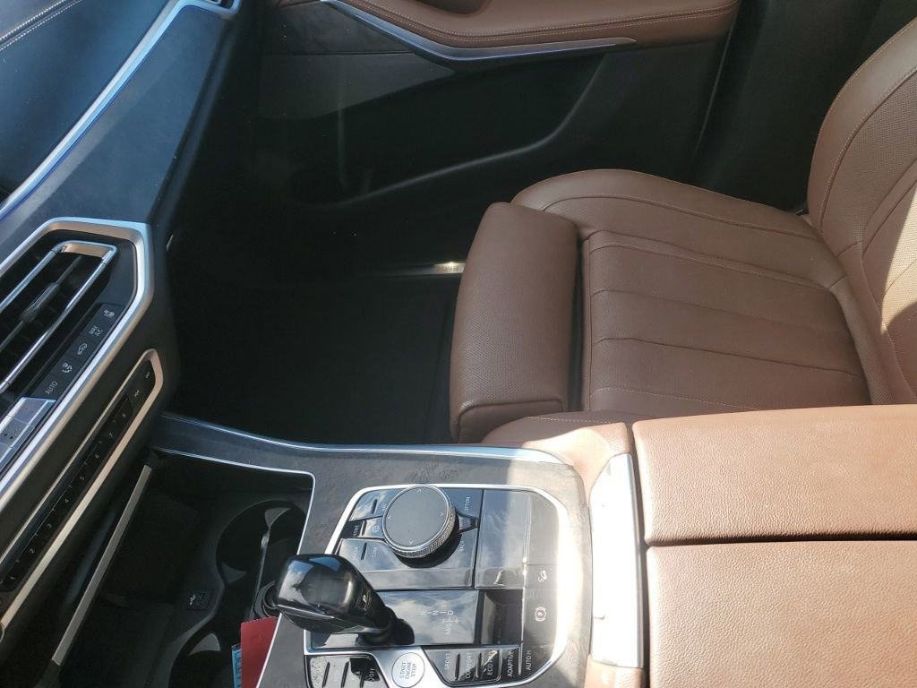 Used 2019 BMW X5 xDrive40i w/ Luxury Seating Package image 24