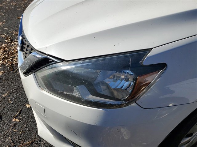 Used 2018 Nissan Sentra S image 9