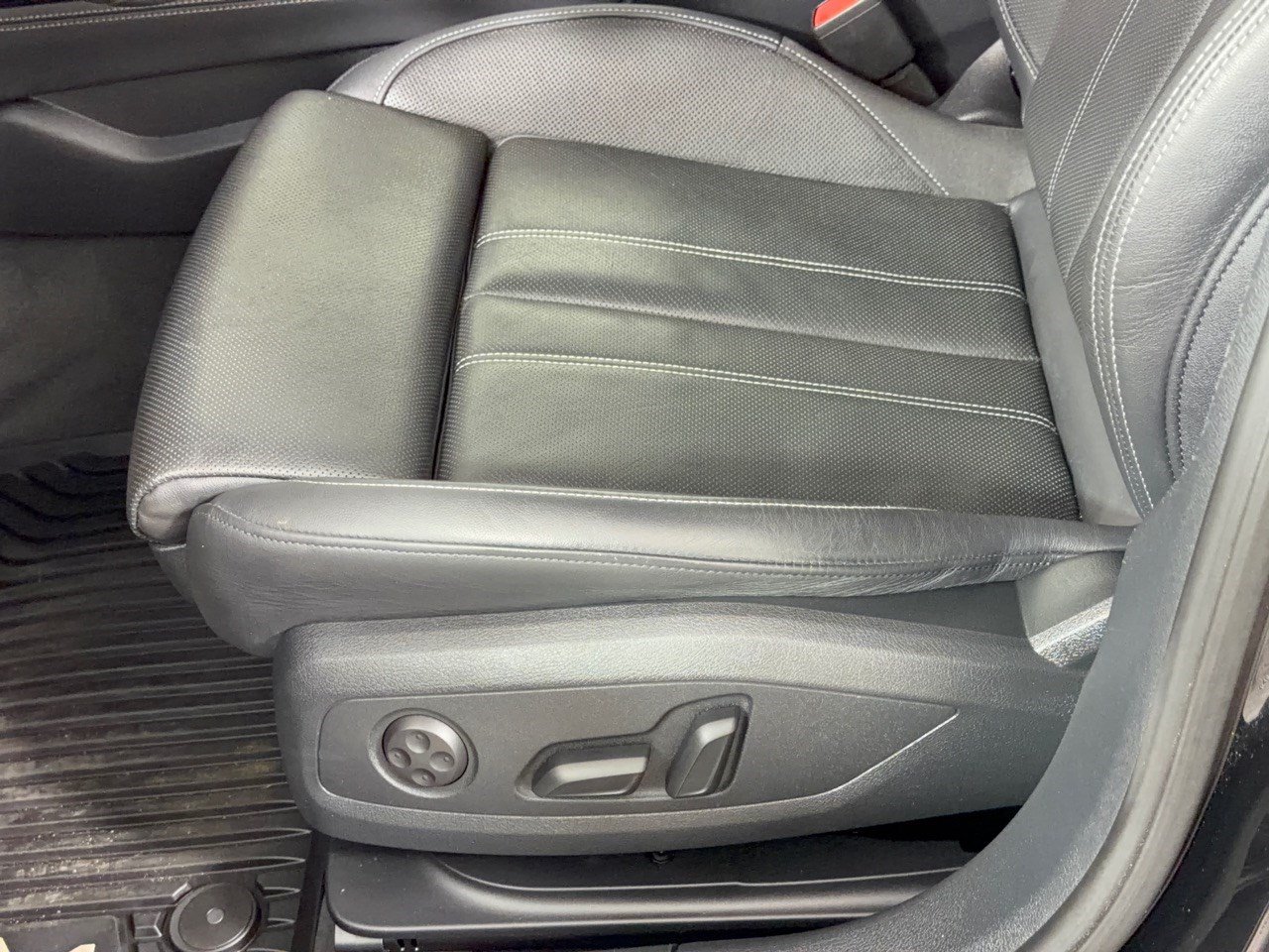 Used 2024 Audi A4 2.0T Premium Plus w/ Premium Plus Package AWD/4WD image 16