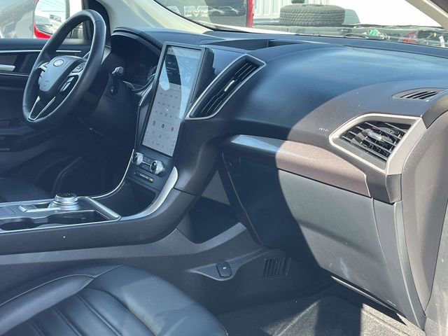 Used 2024 Ford Edge SEL image 25