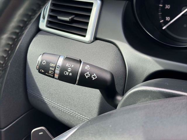 Used 2017 Land Rover Discovery Sport HSE AWD/4WD image 23