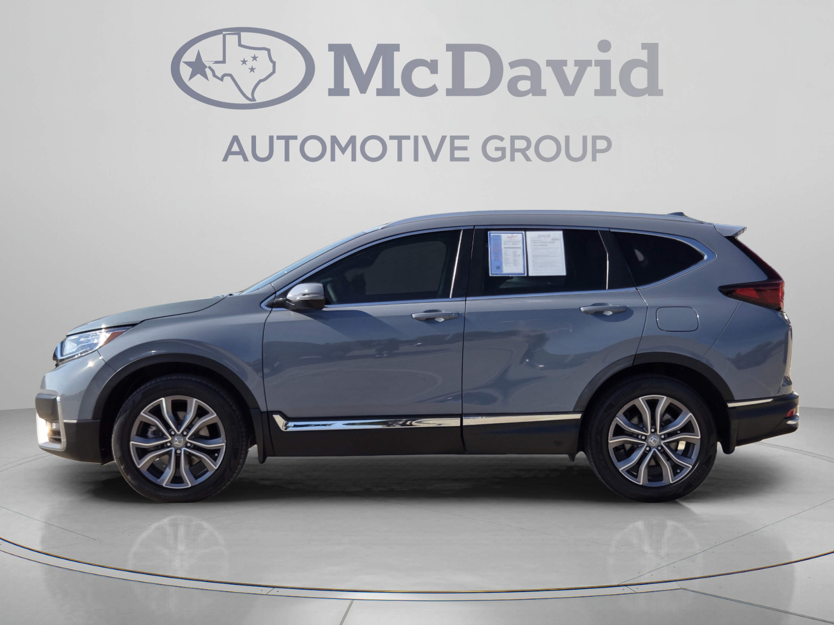 Used 2021 Honda CR-V Touring image 2