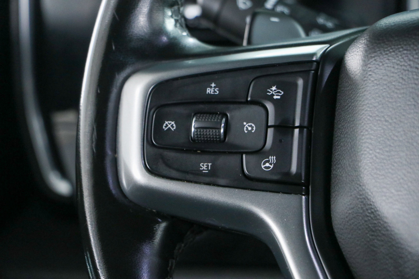 Used 2024 Chevrolet Silverado 1500 LT Trail Boss w/ Convenience Package II AWD/4WD image 14