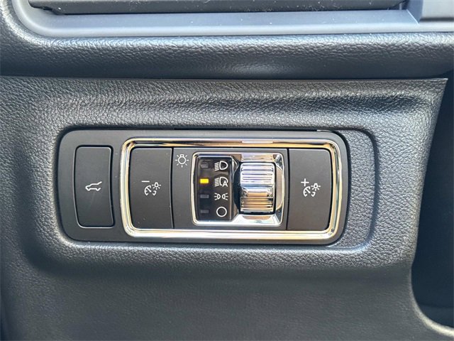 New 2026 Lincoln Corsair Premiere image 19