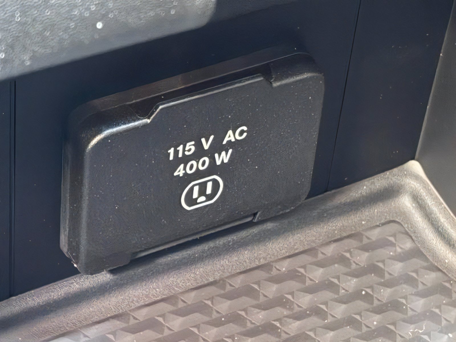 New 2027 RAM 2500 Laramie w/ Night Edition AWD/4WD image 28