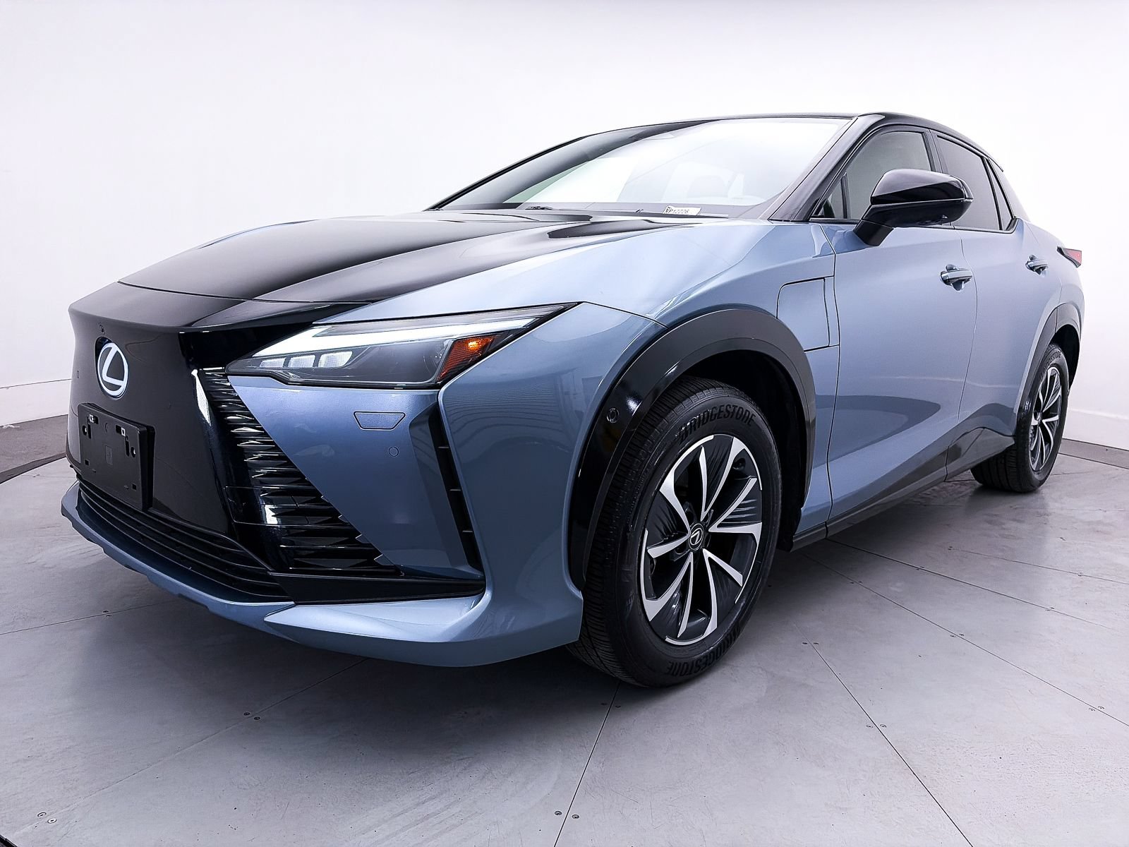 Used 2023 Lexus RZ 450e Premium w/ Technology Package AWD/4WD image 14
