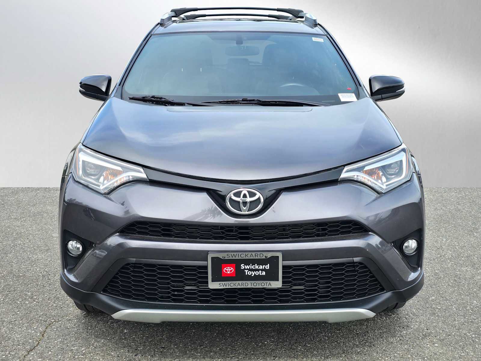 Used 2016 Toyota RAV4 SE w/ Cargo Management Package AWD/4WD image 8
