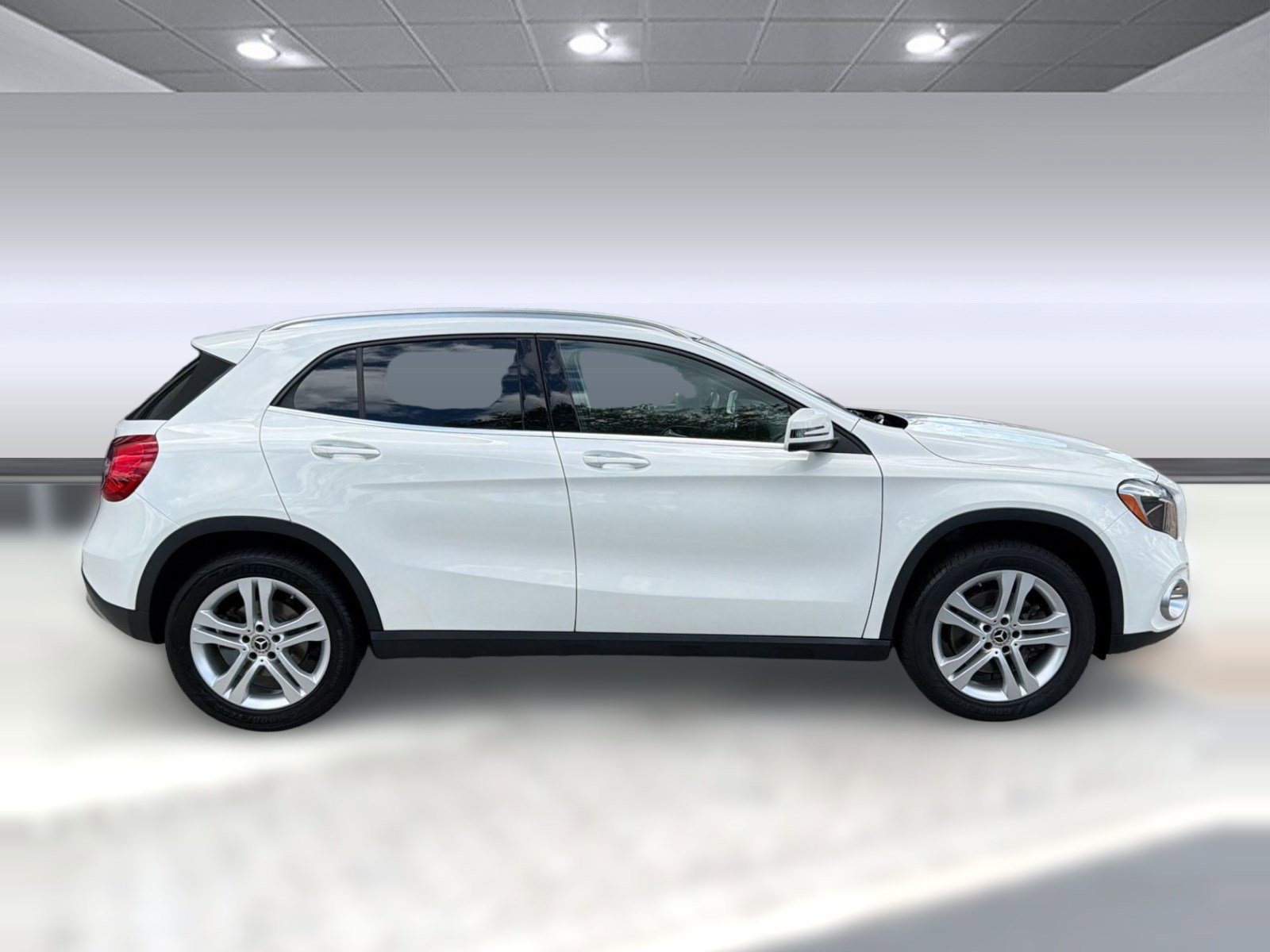 Used 2019 Mercedes-Benz GLA 250 4MATIC image 8