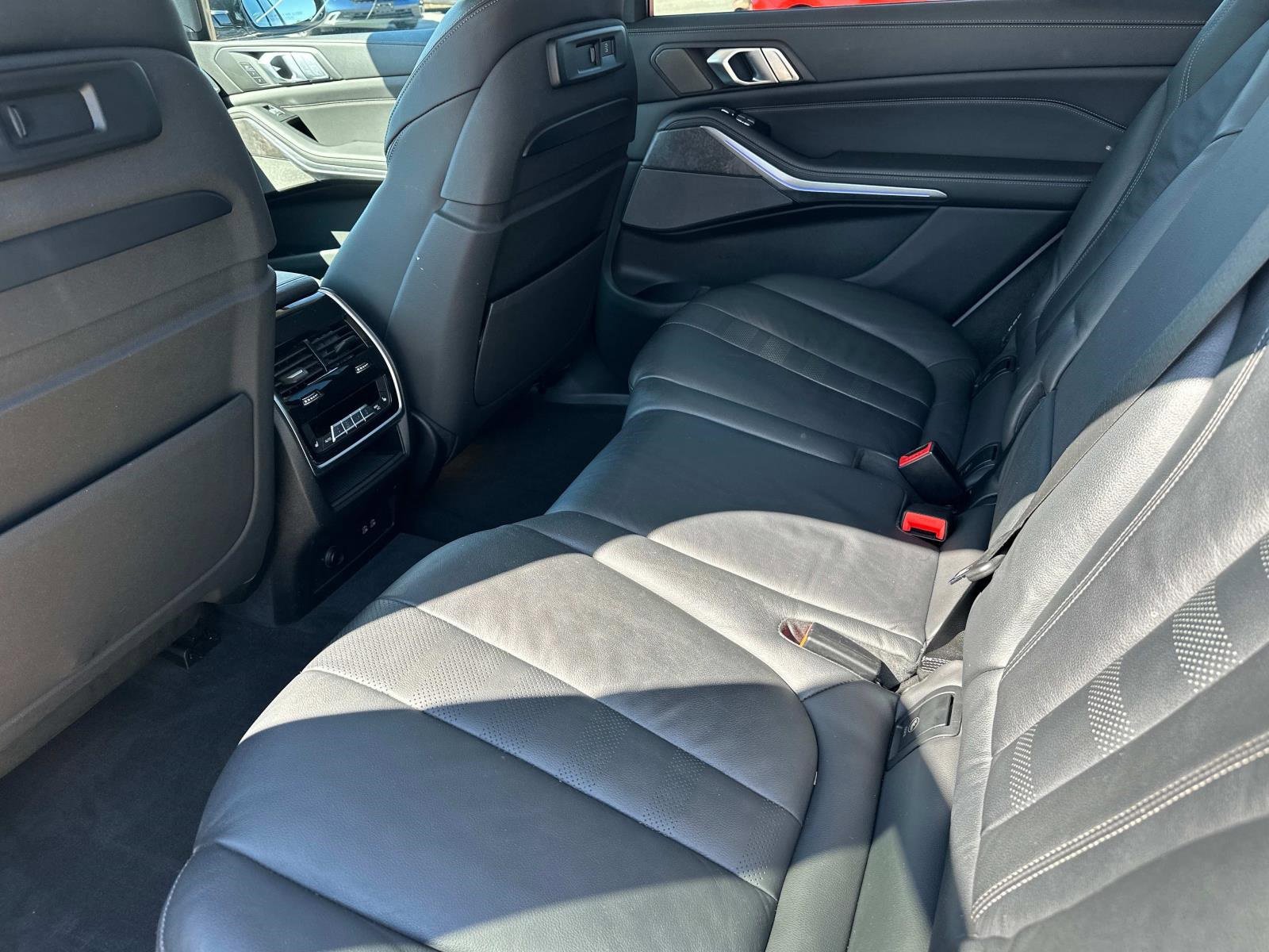 Used 2019 BMW X7 xDrive40i w/ Premium Package image 7