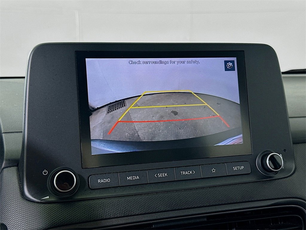 Used 2022 Hyundai Kona SE image 10