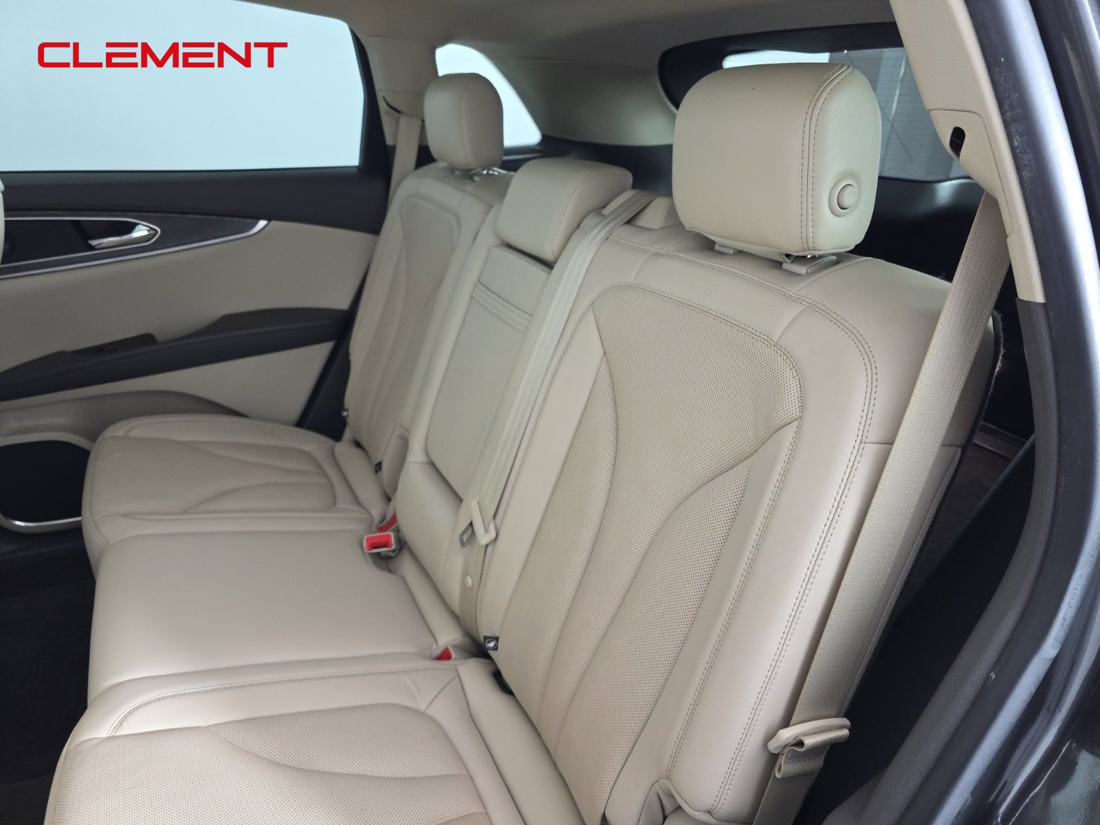 Used 2020 Lincoln Nautilus Reserve image 26