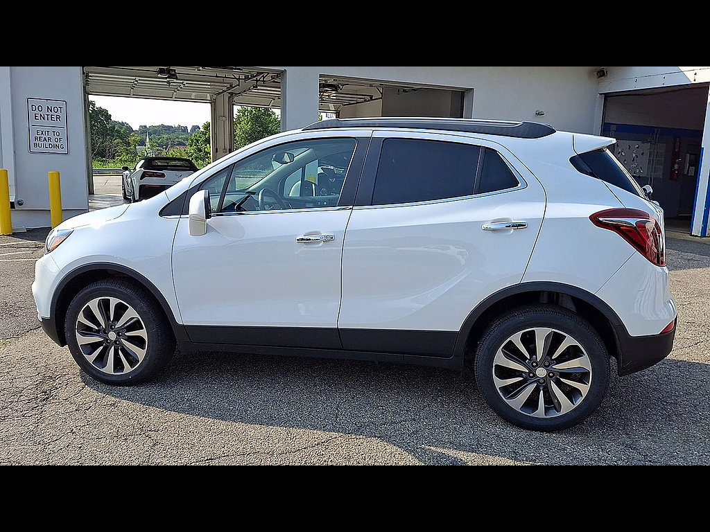 Certified 2021 Buick Encore Preferred w/ Safety Package AWD/4WD image 5