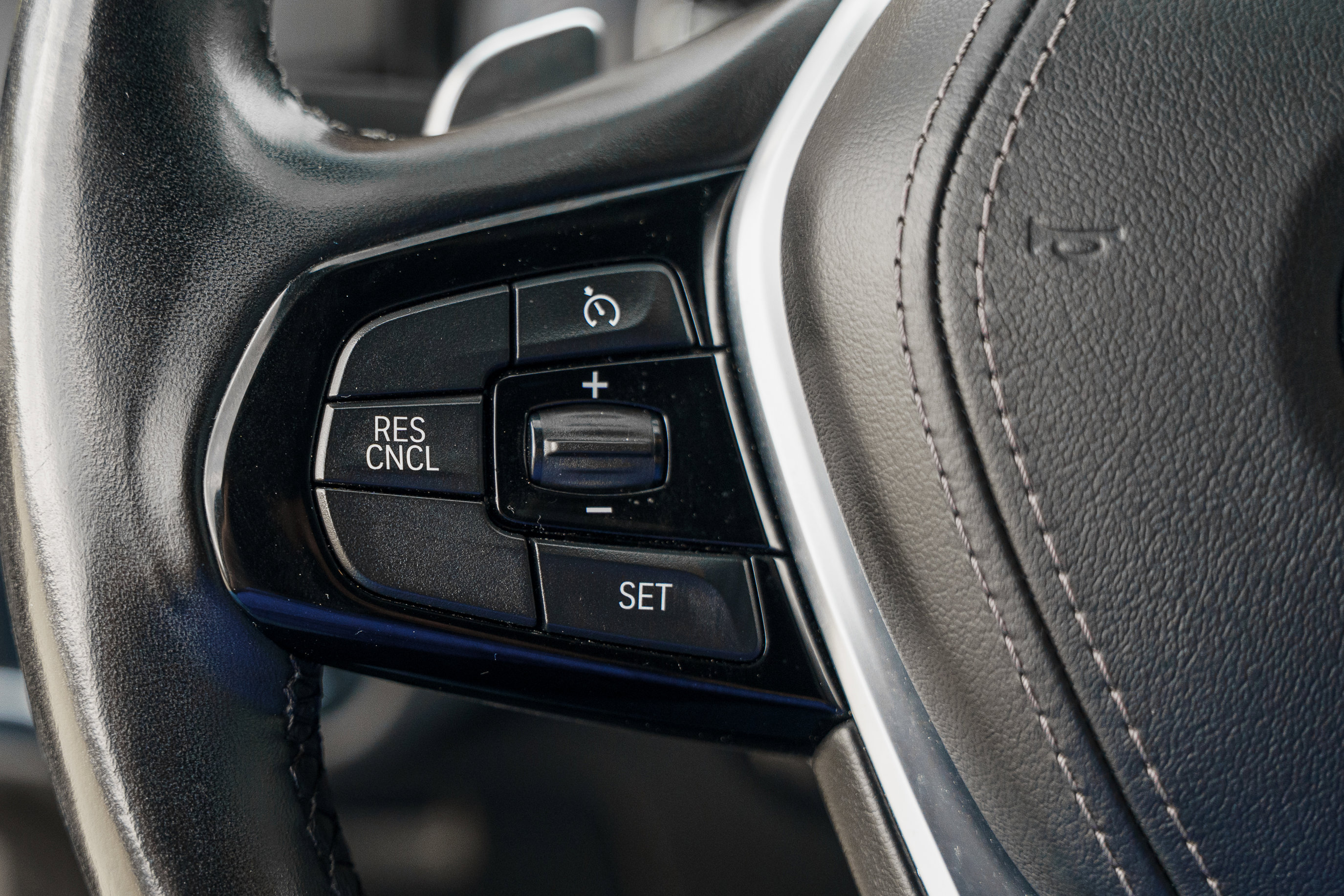 Used 2019 BMW 530i xDrive w/ Convenience Package image 17