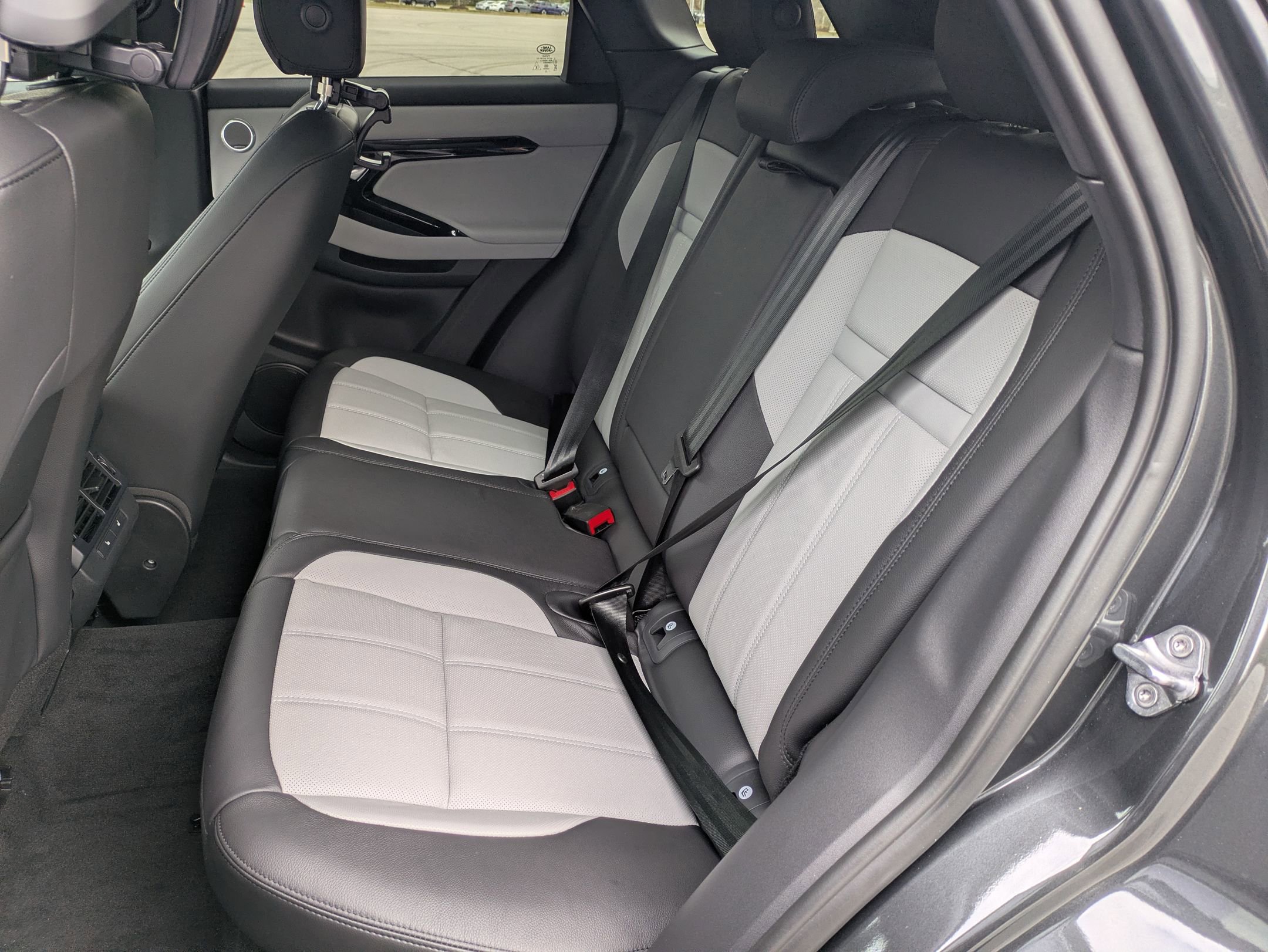 New 2026 Land Rover Range Rover Evoque Dynamic SE image 26