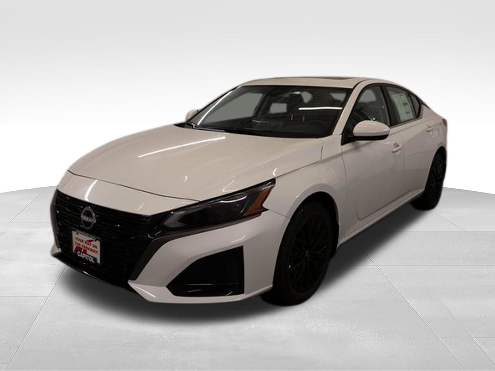 New 2026 Nissan Altima 2.5 SV w/ SV Special Edition Package AWD/4WD image 5