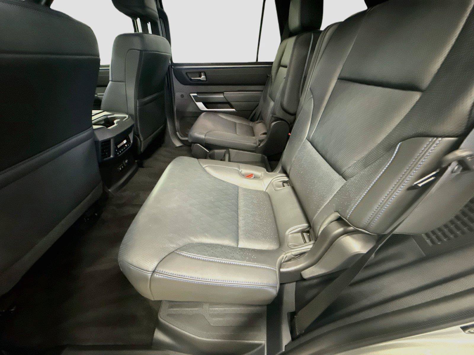 Used 2023 Toyota Sequoia Platinum AWD/4WD image 25