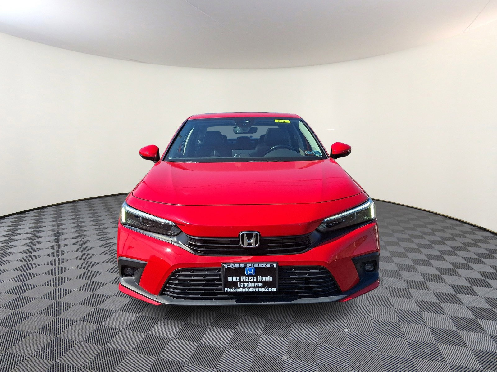 Used 2023 Honda Civic Touring image 2