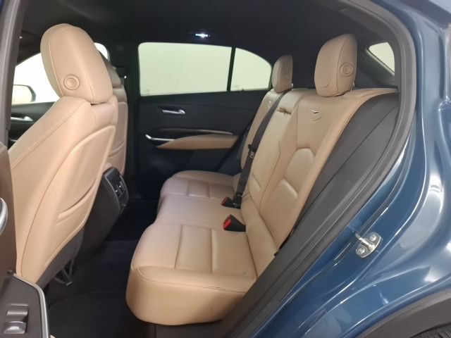 Used 2025 Cadillac XT4 Premium Luxury FWD image 11