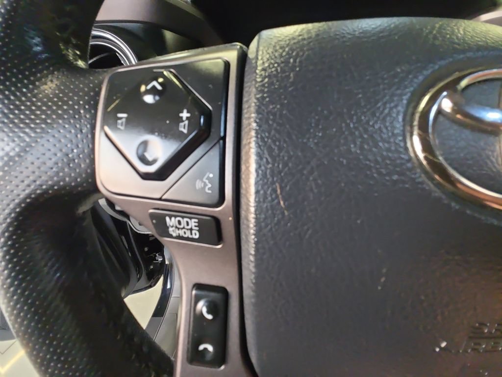 Used 2019 Toyota Tacoma TRD Sport AWD/4WD image 20