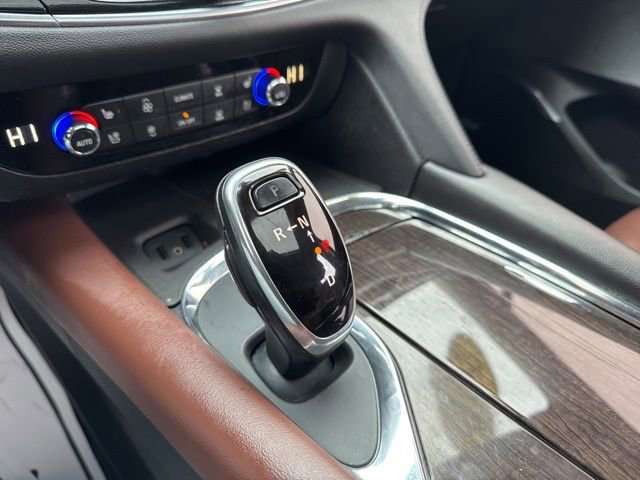 Used 2018 Buick Enclave Avenir image 14