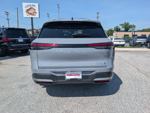 Used 2026 INFINITI QX60 Luxe w/ Cargo Package AWD/4WD image 4