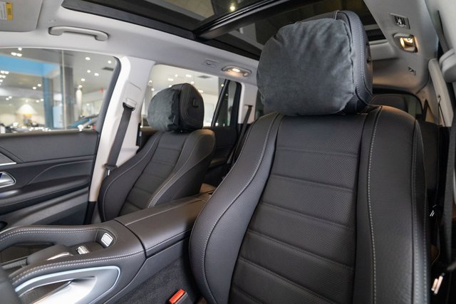 New 2026 Mercedes-Benz GLS 450 4MATIC image 13