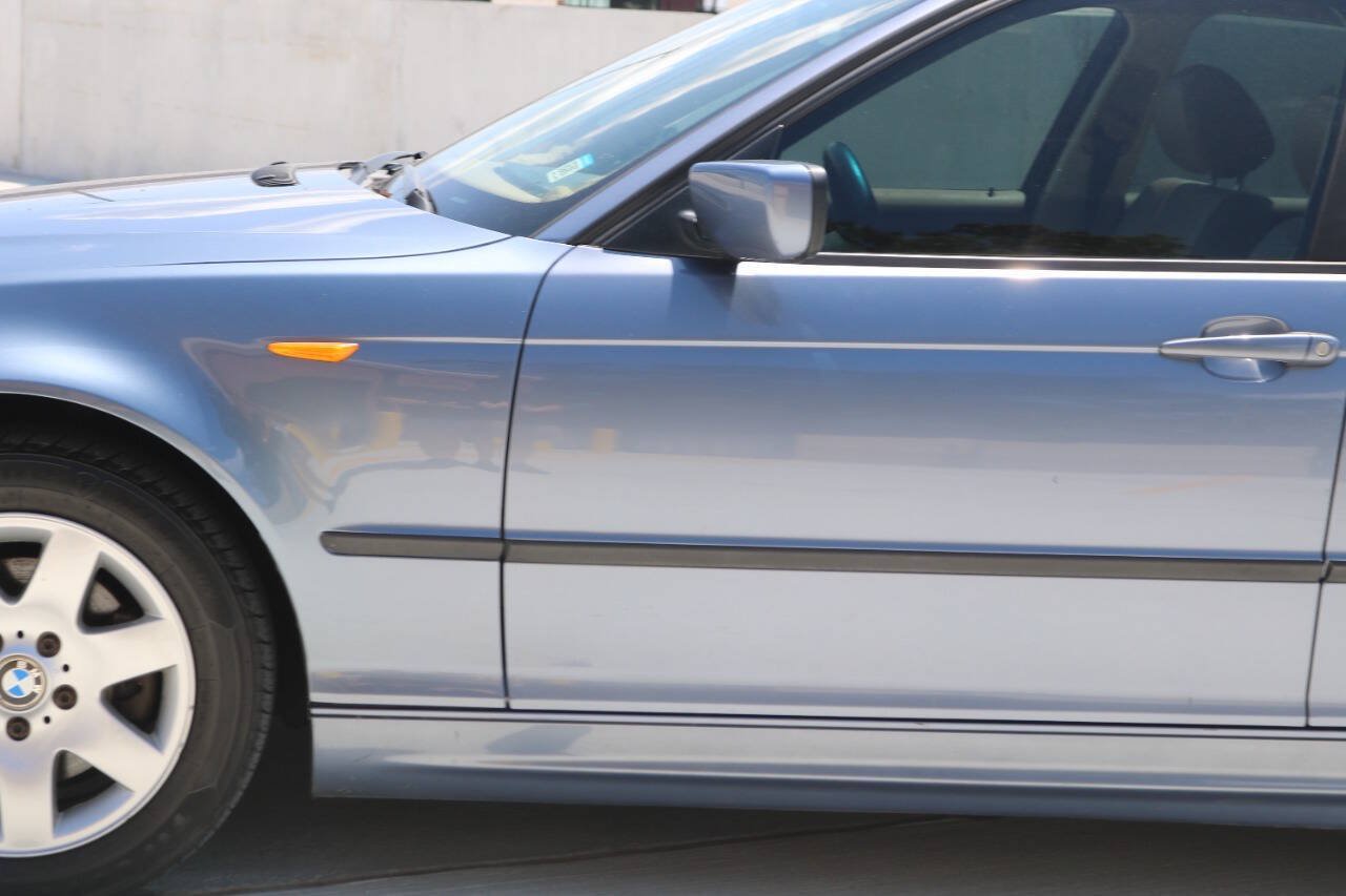 Used 2004 BMW 325xi Sedan AWD/4WD image 39