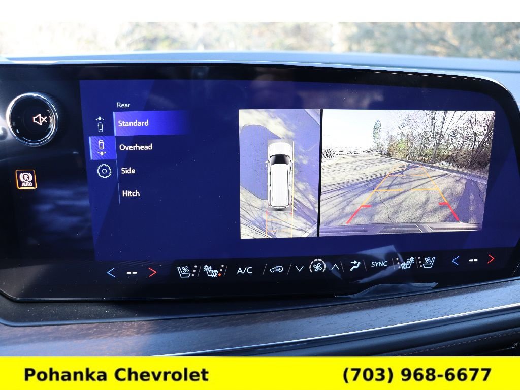 New 2026 Chevrolet Suburban High Country AWD/4WD image 16