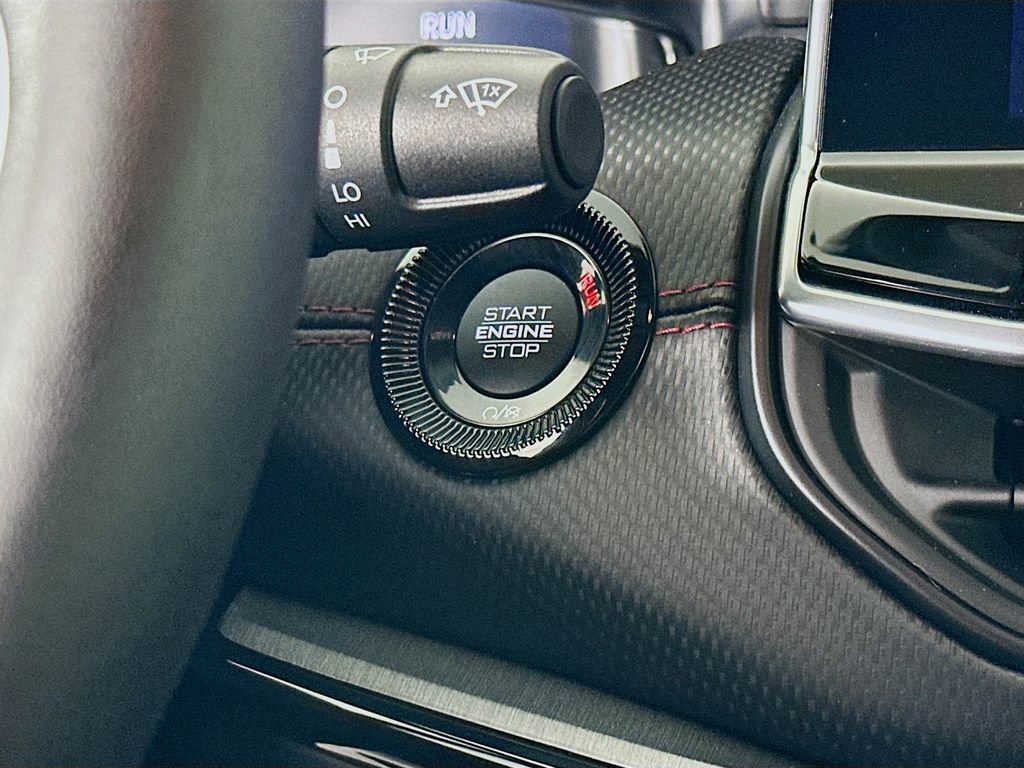 Certified 2025 Jeep Compass Trailhawk w/ Trailhawk Elite Group image 24