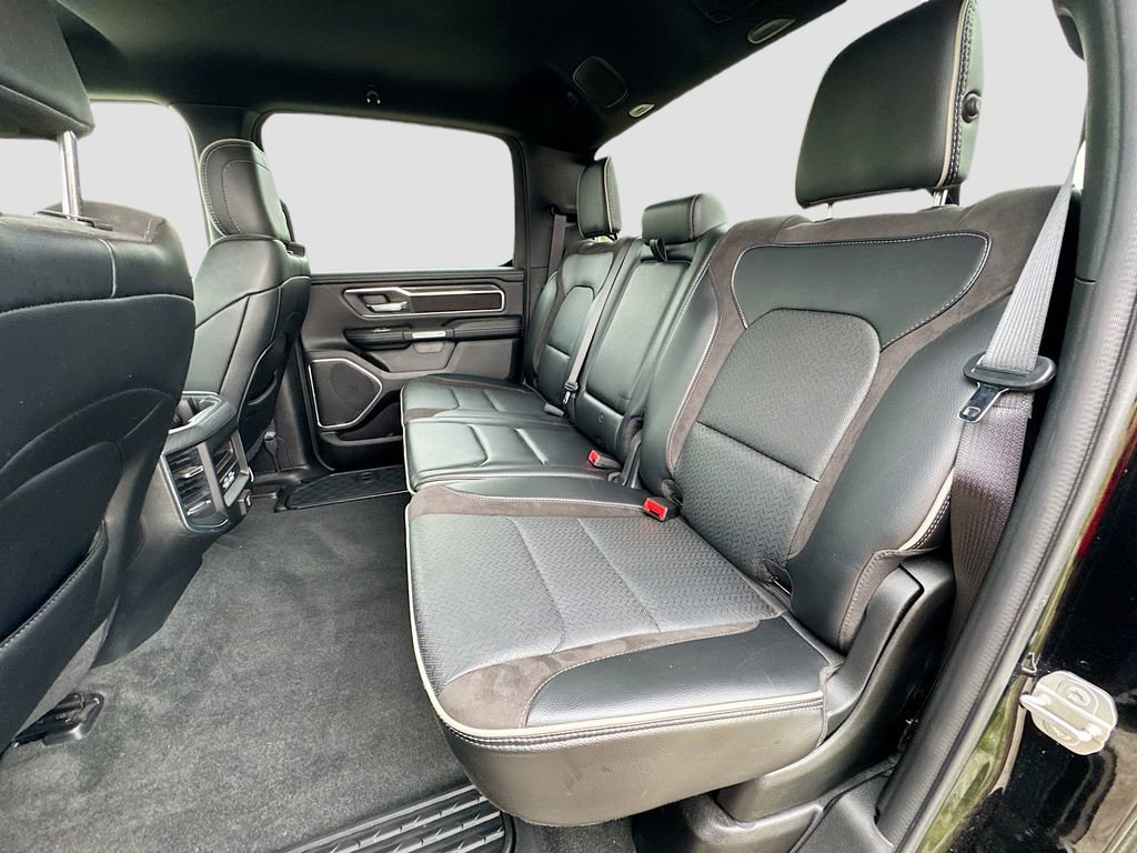 Used 2023 RAM 1500 Laramie AWD/4WD image 28