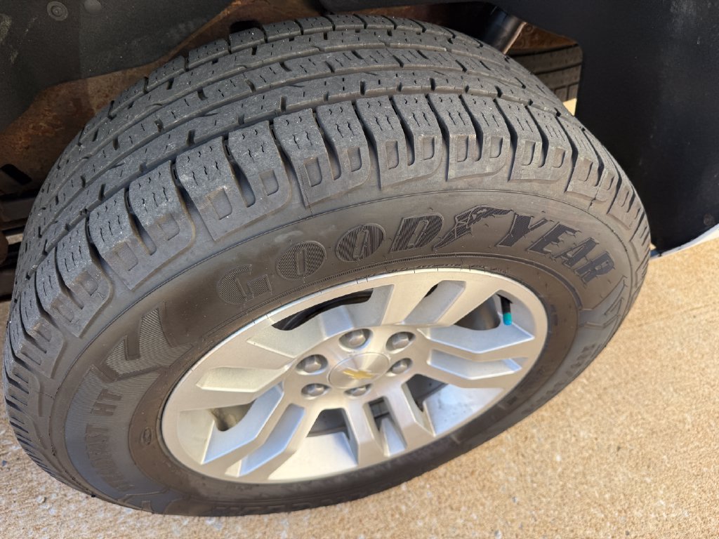 Used 2018 Chevrolet Suburban LT AWD/4WD image 29