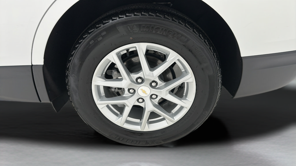 Used 2023 Chevrolet Equinox LT FWD image 8