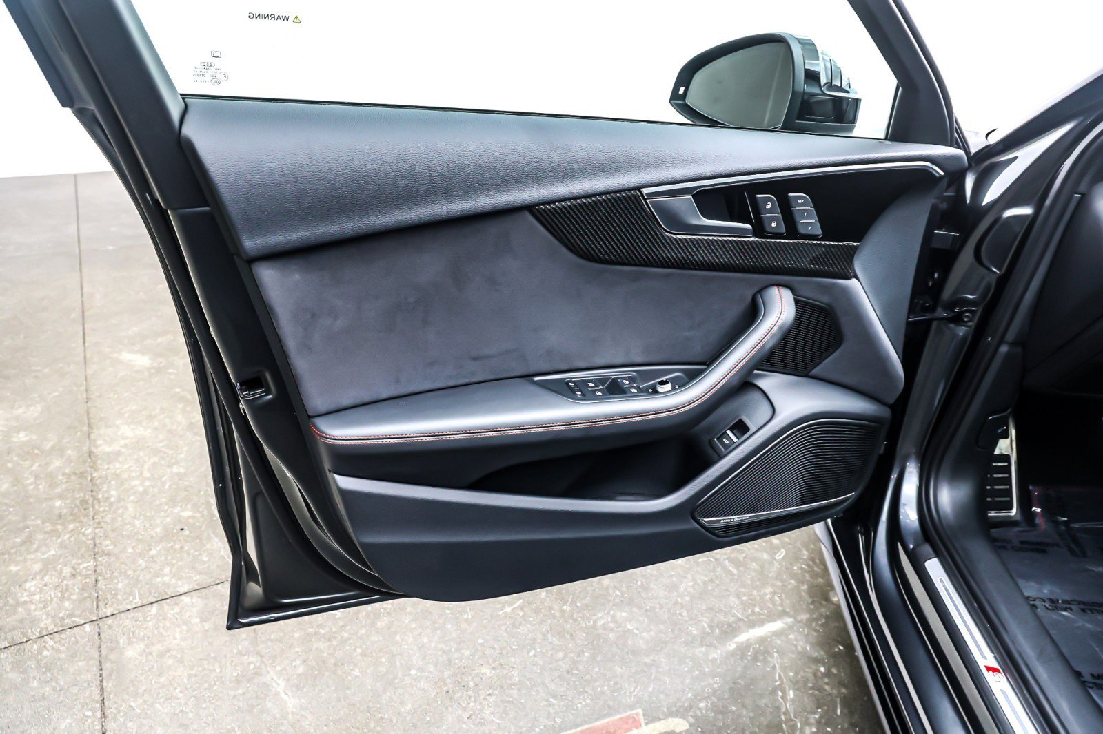 Used 2023 Audi S4 Premium Plus w/ Premium Plus Package image 22