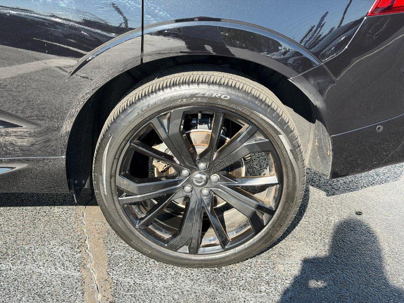 Used 2025 Volvo XC60 B5 Ultra w/ Protection Package Premier image 8