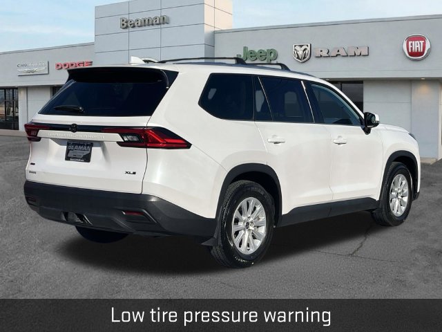 Used 2024 Toyota Grand Highlander AWD image 7