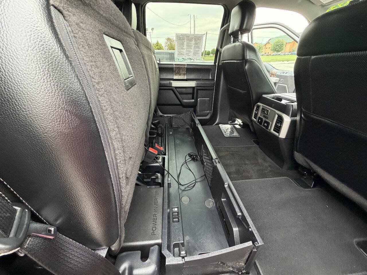 Used 2018 Ford F350 Lariat w/ Lariat Ultimate Package AWD/4WD image 24
