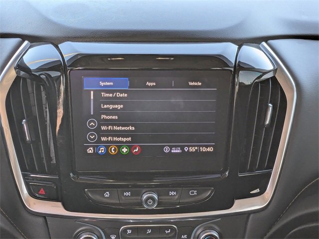 Used 2021 Chevrolet Traverse LT image 18