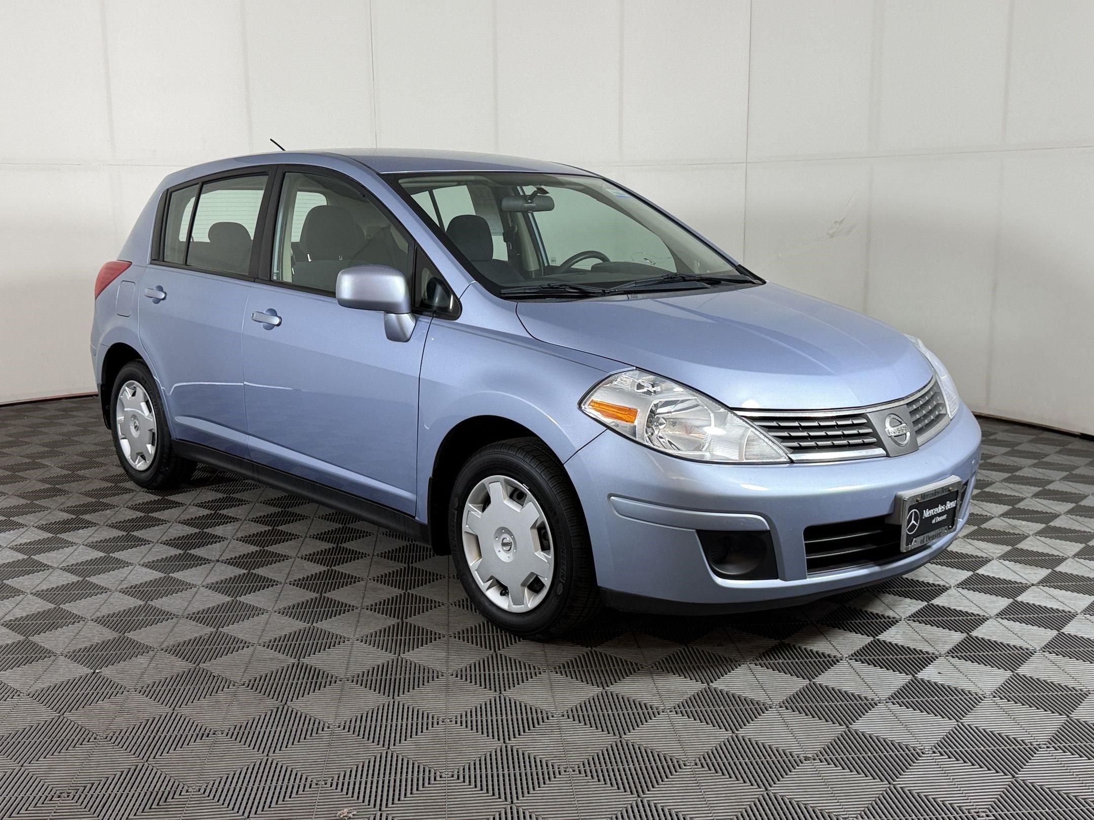 Used 2009 Nissan Versa 1.8 S w/ ABS Pkg FWD image 7
