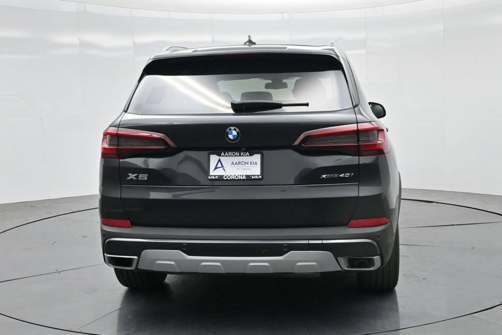 Used 2023 BMW X5 xDrive40i AWD/4WD image 32